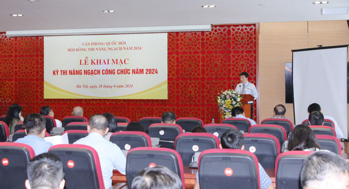 Quang cảnh khai mạc kỳ thi Khai mạc Kỳ thi nâng ngạch công chức năm 2024 của Văn phòng Quốc hội -0