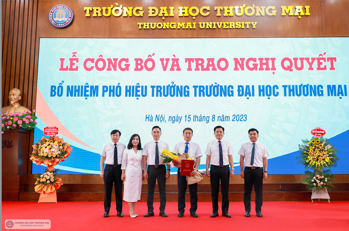 Đội ngũ lãnh đạo trường ĐH Thương Mại PGS,TS Nguyễn Đức Nhuận được bổ nhiệm làm Phó Hiệu trưởng trường ĐH Thương Mại -0