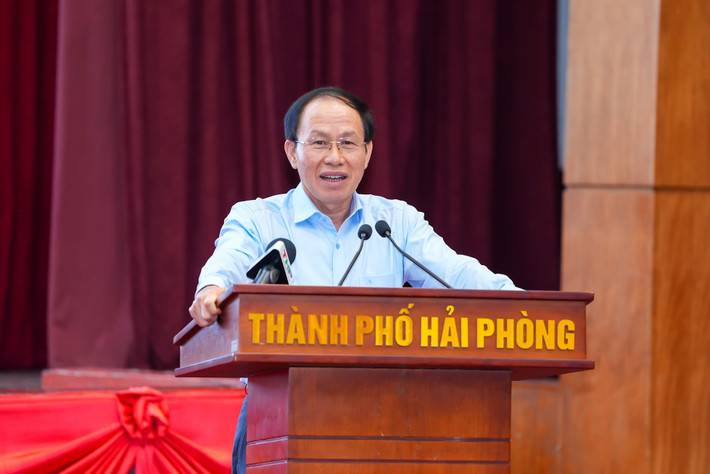 Bí thư Thành ủy, Trưởng Đoàn ĐBQH thành phố Hải Phòng Lê Tiến Châu phát biểu tại buổi gặp mặt. Ảnh: Đàm Thanh Thành phố Hải Phòng gặp mặt kỷ niệm 99 năm Ngày Báo chí Cách mạng Việt Nam -0