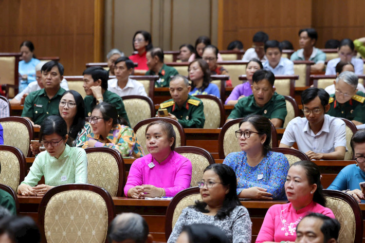 Các đại biểu dự hội nghị. Ảnh: M. Anh Biểu dương 160 điển hình tiên tiến trong phong trào bảo vệ an ninh Tổ quốc -0