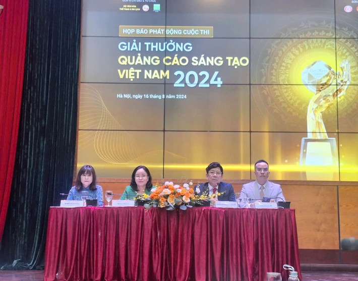 Đại diện Ban Tổ chức tại buổi họp báo phát động cuộc thi Giải thưởng Quảng cáo sáng tạo Việt Nam 2024. Ảnh: A.P Phát động Cuộc thi Giải thưởng Quảng cáo sáng tạo Việt Nam 2024 -0