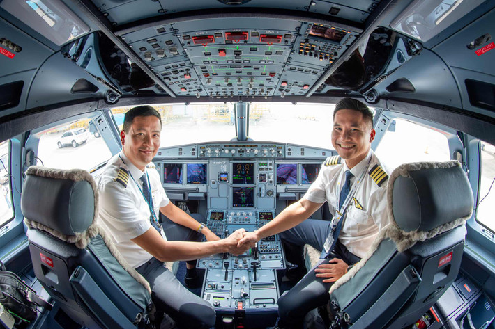 Sự có mặt của Airbus A320neo đặc biệt có ý nghĩa trong bối cảnh ngành hàng không đang thiếu máy bay do ảnh hưởng từ việc nhà sản xuất triệu hồi động cơ trên toàn cầu. Ảnh VNA Vietnam Airlines chính thức đón nhận máy bay Airbus A320neo đầu tiên -0