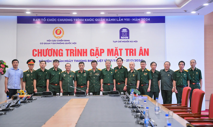 Hội Cựu chiến binh cơ quan Văn phòng Quốc hội gặp mặt, tri ân các cựu chiến binh ảnh 3 Hội Cựu chiến binh cơ quan Văn phòng Quốc hội gặp mặt, tri ân Ban tổ chức Chương trình Khúc quân hành -0