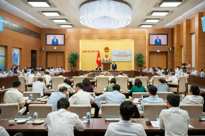 Hội nghị giữa Đảng Đoàn Quốc hội và Ban Cán sự Đảng Chính phủ ảnh 7 Hội nghị giữa Đảng Đoàn Quốc hội và Ban Cán sự Đảng Chính phủ -0