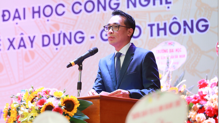 Giáo sư, Tiến sĩ Chử Đức Trình - Hiệu trưởng Trường Đại học Công nghệ (Đại học Quốc gia Hà Nội). Ảnh: NVCC