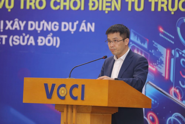 Phó Tổng Thư ký, kiêm Trưởng ban Pháp chế VCCI Đậu Anh Tuấn phát biểu tại hội thảo Có nên đánh thuế tiêu thụ đặc biệt với ngành game online? -0