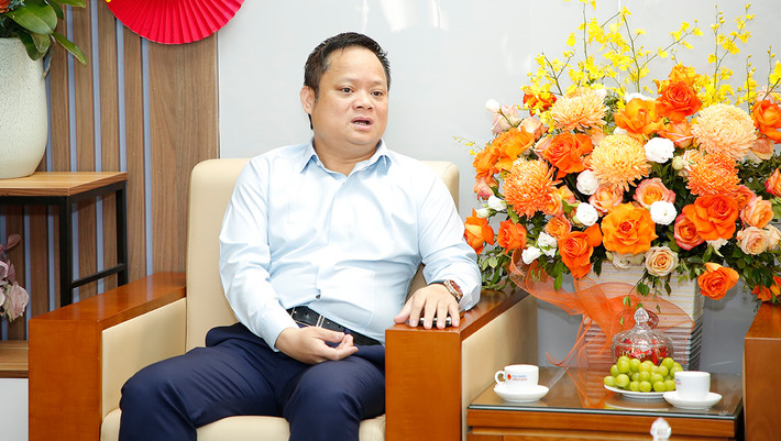 Phó Chủ nhiệm Văn phòng Quốc hội Vũ Minh Tuấn thăm, chúc mừng Báo Đại biểu Nhân dân ảnh 3 Phó Chủ nhiệm Văn phòng Quốc hội Vũ Minh Tuấn thăm, chúc mừng Báo Đại biểu Nhân dân -2