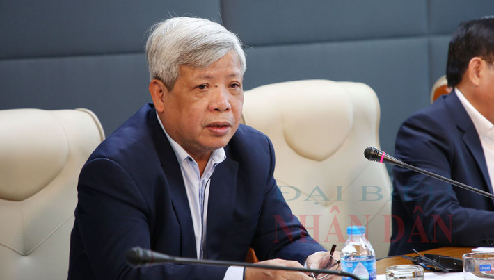 Chủ tịch Hội Nước sạch và Môi trường Việt Nam, TS Nguyễn Linh Ngọc chia sẻ tại tọa đàm Ảnh: Duy Thông Chủ tịch Hội Nước sạch và Môi trường Việt Nam, TS Nguyễn Linh Ngọc chia sẻ tại tọa đàm Ảnh: Duy Thông
