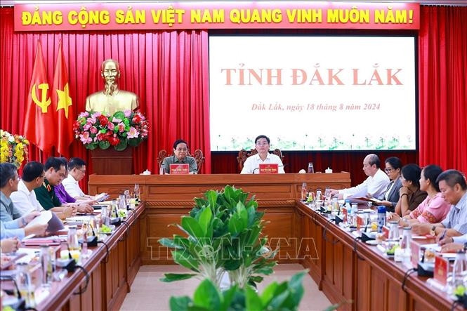 Thủ tướng Phạm Minh Chính làm việc với Ban Thường vụ tỉnh Đắk Lắk về tình hình phát triển kinh tế - xã hội Thủ tướng Phạm Minh Chính làm việc với Ban Thường vụ tỉnh Đắk Lắk -0