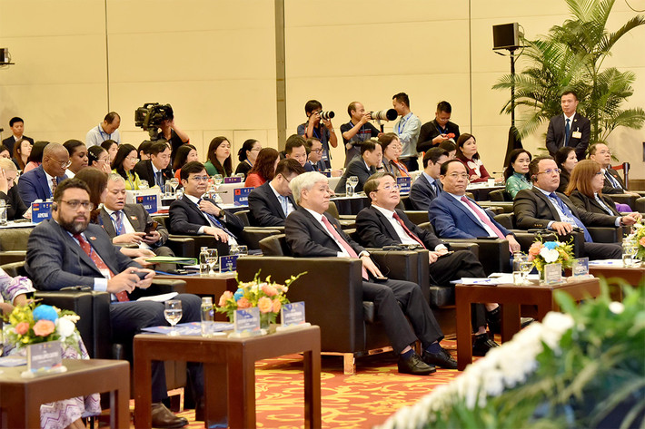 Một số hình ảnh Phiên Bế mạc Hội nghị Nghị sỹ Trẻ Toàn cầu lần thứ 9 ảnh 6 Hình ảnh Phiên Bế mạc Hội nghị Nghị sỹ Trẻ Toàn cầu lần thứ 9 -4