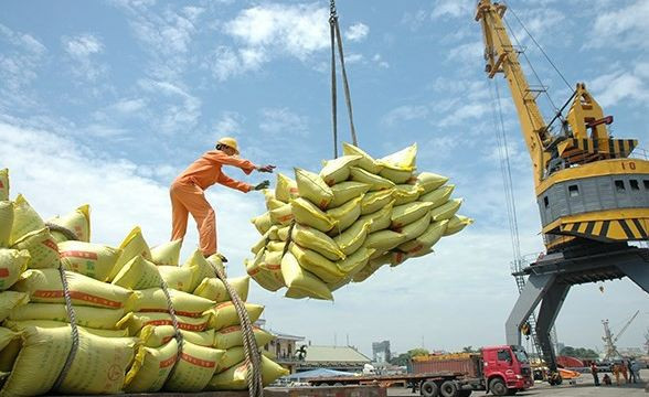 Việt Nam hiện là nhà xuất khẩu gạo lớn nhất vào Philippines. Ảnh: Bộ Công Thương Ba lưu ý doanh nghiệp để khai thác thị trường Philippines -0