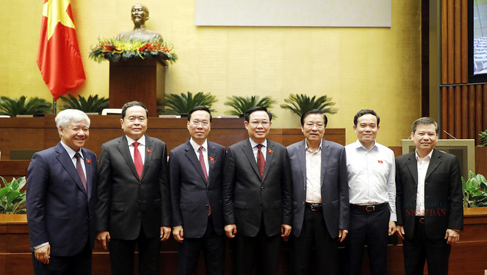 Khai mạc Hội nghị đại biểu Quốc hội hoạt động chuyên trách ảnh 1 Khai mạc Hội nghị đại biểu Quốc hội hoạt động chuyên trách -0