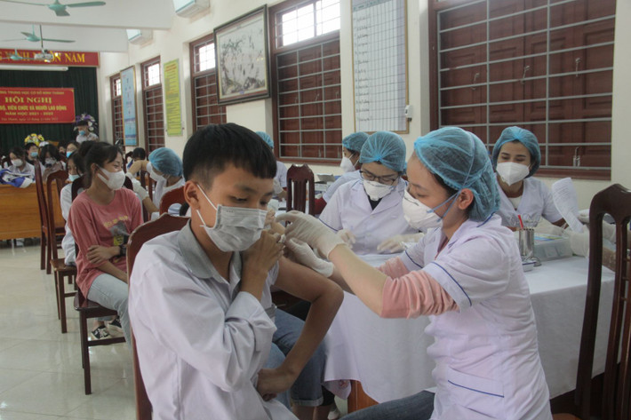 Tỷ lệ tiêm chủng vaccine của Ninh Bình cao hơn mức trung bình toàn quốc. Nguồn: ITN Tỷ lệ tiêm chủng các mũi vắc xin của tỉnh Ninh Bình đã cao hơn mức trung bình toàn quốc