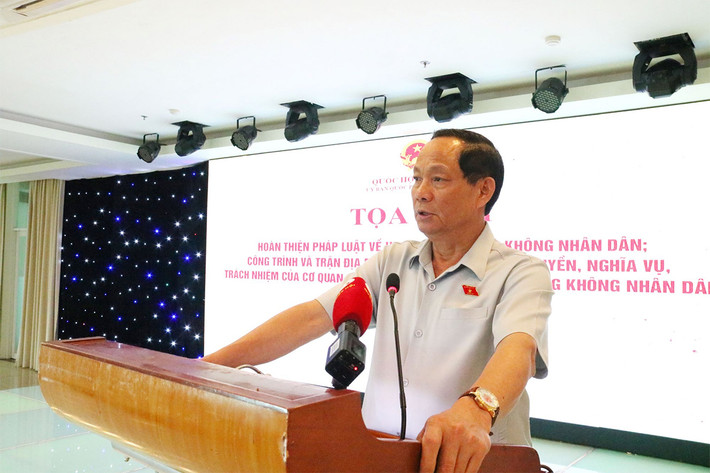Phó Chủ tịch Quốc hội Trần Quang Phương dự Tọa đàm hoàn thiện pháp luật về hoạt động Phòng không nhân dân ảnh 2 Phó Chủ tịch Quốc hội Trần Quang Phương dự Tọa đàm hoàn thiện pháp luật về hoạt động Phòng không nhân dân -1