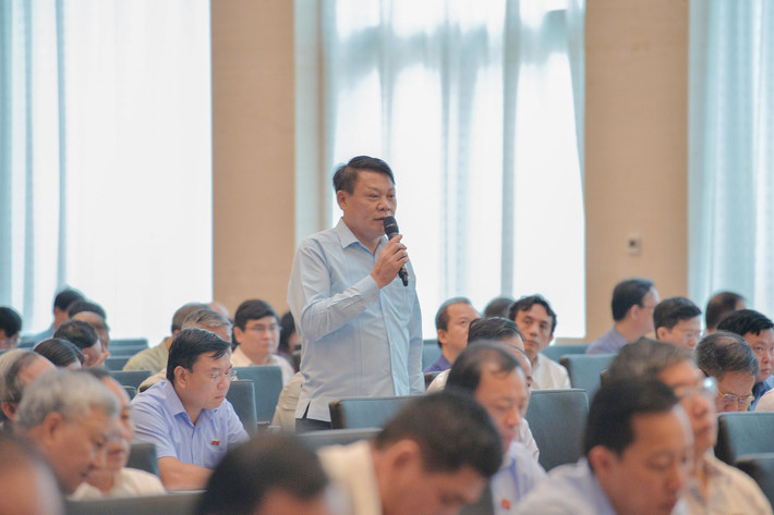 ĐBQH Nguyễn Thành Nam (Phú Thọ) phát biểu. Ảnh: Hồ Long Một số hình ảnh Khai mạc Hội nghị đại biểu Quốc hội hoạt động chuyên trách lần thứ 6 -0