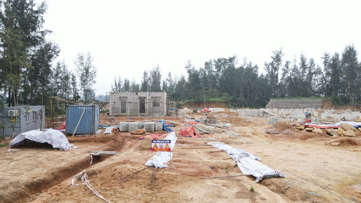 Công trình xây lắp TBA 110kV Lộc Hà, tỉnh Hà Tĩnh do Công ty TNHH kỹ thuật Sông Mã ngang nhiên thực hiện khi chưa đáp ứng đủ điều kiện theo quy định pháp luật. Công ty TNHH kỹ thuật Sông Mã trúng nhiều gói thầu có tỷ lệ tiết kiệm thấp, vi phạm quy định pháp luật khi thi công dự án tại tỉnh Hà Tĩnh -0
