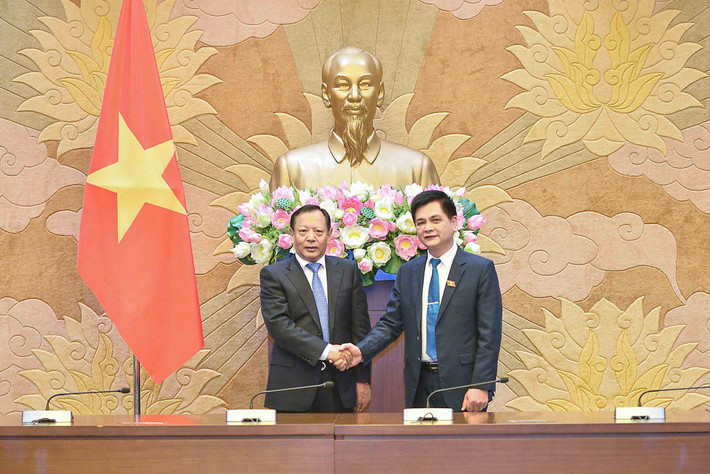 Phó Chủ tịch Hội đồng Dân tộc Nguyễn Lâm Thành tiếp Phó Chủ nhiệm Ủy ban Dân tộc Trung Quốc ảnh 1 Phó Chủ tịch Hội đồng Dân tộc Nguyễn Lâm Thành tiếp Phó Chủ nhiệm Uỷ ban Dân tộc - Ảnh H.Ngọc