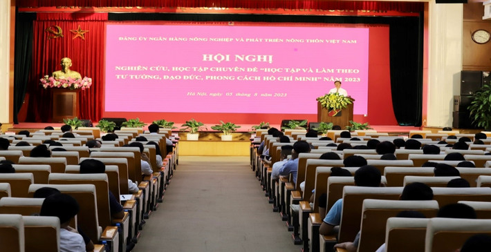Đảng ủy Agribank tổ chức Hội nghị “Học tập và làm theo tư tưởng, đạo đức, phong cách Hồ Chí Minh” chuyên đề năm 2023 Đảng bộ Agribank tiếp tục đẩy mạnh việc học tập và làm theo tư tưởng, đạo đức, phong cách Hồ Chí Minh, đáp ứng yêu cầu nhiệm vụ trước tình hình mới