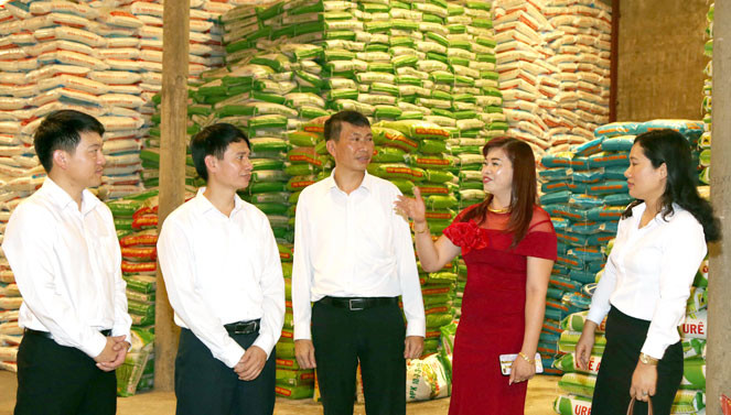 Xuống địa bàn nắm tình hình khách hàng luôn được cán bộ Agribank Hải Dương ưu tiên hàng đầu Ảnh: B.Nhi Xuống địa bàn nắm tình hình khách hàng luôn được cán bộ Agribank Hải Dương ưu tiên hàng đầu Ảnh: B.Nhi