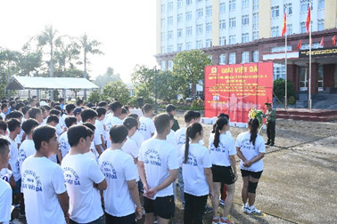 Quang cảnh buổi lễ khai mạc Sôi nổi nhiều hoạt động chào mừng ngày 19.8 -0