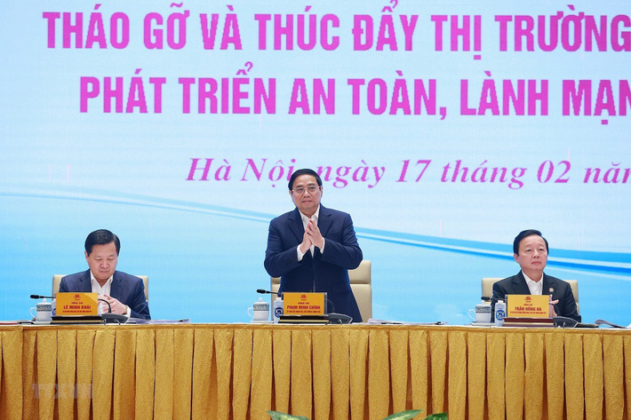 Thủ tướng Chính phủ Phạm Minh Chính chủ trì hội nghị. Ảnh: Dương Giang/TTXVN Thủ tướng: Thúc đẩy thị trường bất động sản phát triển lành mạnh -0