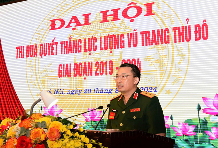 Trung tướng Nguyễn Quốc Duyệt, Tư lệnh Bộ Tư lệnh Thủ đô phát biểu khai mạc Đại hội. Ảnh: V.T Bí thư Thành ủy Bùi Thị Minh Hoài dự Đại hội Thi đua Quyết thắng lực lượng vũ trang Thủ đô -0