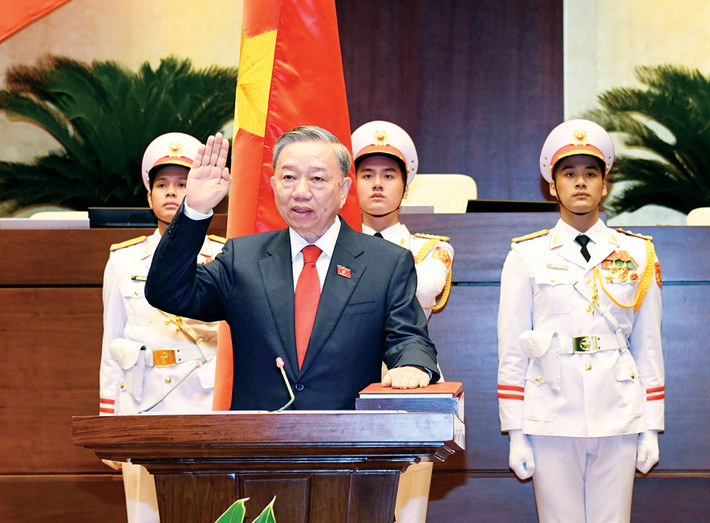 Chủ tịch nước Tô Lâm tuyên thệ nhậm chức Ảnh: Lâm Hiển Chủ tịch nước Tô Lâm tuyên thệ nhậm chức Ảnh: Lâm Hiển
