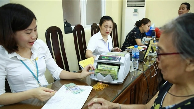 Hơn 3,3 triệu người dự kiến được điều chỉnh tăng 15% mức lương hưu và trợ cấp BHXH. Ảnh: BH Hơn 3,3 triệu người dự kiến được điều chỉnh tăng 15% mức lương hưu và trợ cấp BHXH. Ảnh: BH