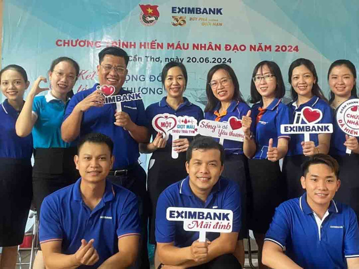 CBNV Eximbank khu vực Cần Thơ tham gia hiến máu tại sự kiện hình 3 (1).jpg -0