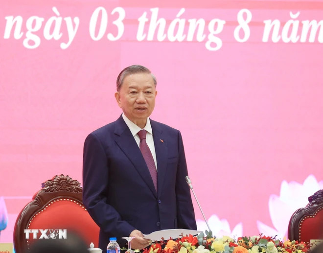 Hết lòng, hết sức phụng sự Tổ quốc, phục vụ Nhân dân, lấy hạnh phúc của Nhân dân là niềm vui, lẽ sống ảnh 1 Hết lòng, hết sức phụng sự Tổ quốc, phục vụ Nhân dân, lấy hạnh phúc của Nhân dân là niềm vui, lẽ sống -0