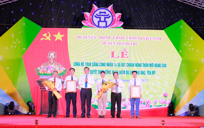 Lãnh đạo thành phố trao công nhận 2 điểm du lịch cho các xã Yên Mỹ và Đại Áng 14 xã của huyện Thanh Trì được công nhận đạt chuẩn nông thôn mới nâng cao -0