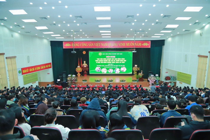 Toàn cảnh sự kiện Học viện Nông nghiệp ra mắt 6 phòng thí nghiệm ISO và 2 mô hình bệnh viện -0