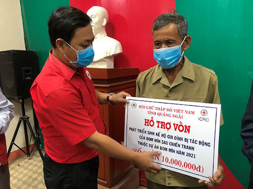 Các địa phương đã và đang triển khai nhiều hoạt động giúp nạn nhân bom mìn có cuộc sống tốt đẹp hơn. Ảnh: Internet Các địa phương đã và đang triển khai nhiều hoạt động giúp nạn nhân bom mìn có cuộc sống tốt đẹp hơn. Ảnh: Internet