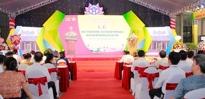 Toàn cảnh buổi lễ 14 xã của huyện Thanh Trì được công nhận đạt chuẩn nông thôn mới nâng cao -0