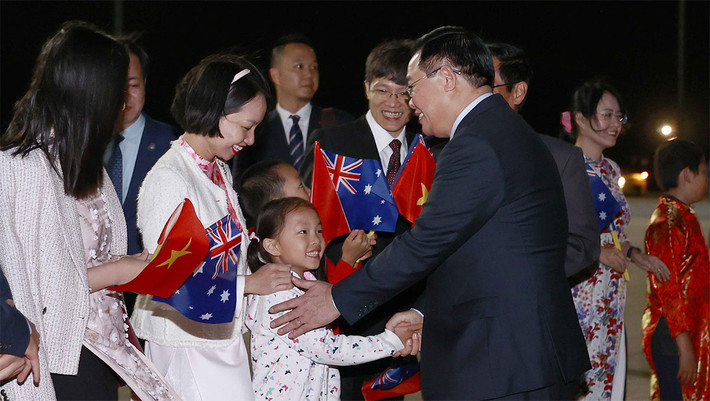 Chủ tịch Quốc hội Vương Đình Huệ đến Thủ đô Canberra, bắt đầu thăm chính thức Australia ảnh 8 Chủ tịch Quốc hội Vương Đình Huệ đến Thủ đô Canberra, bắt đầu thăm chính thức Australia -5
