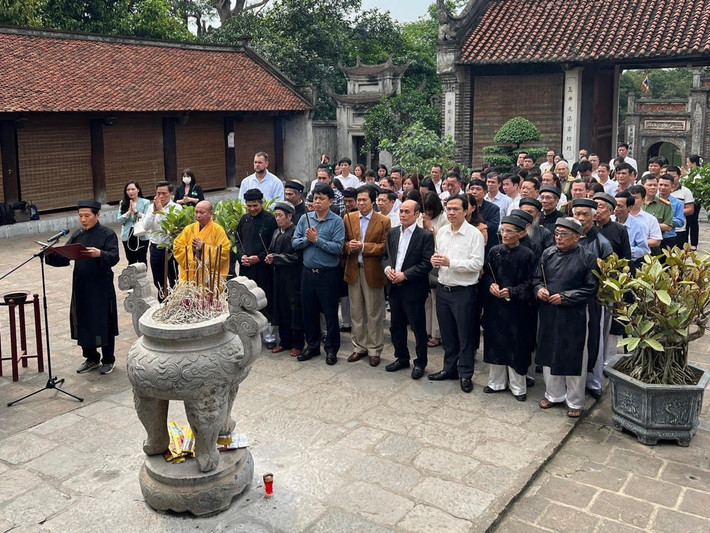 Lễ Dâng hương tưởng niệm Đức Vua An Dương Vương ảnh 1 Lễ Dâng hương tưởng niệm Đức Vua An Dương Vương -0