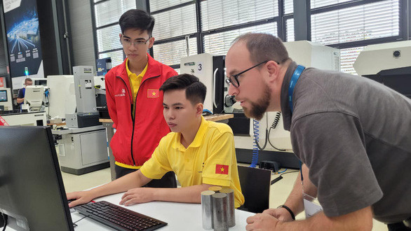 Lao động trẻ cần được đào tạo bài bản để kiếm sống từ nghề của mình. Nguồn: ITN Báo động tình trạng mất việc ở lao động trẻ tăng cao -0