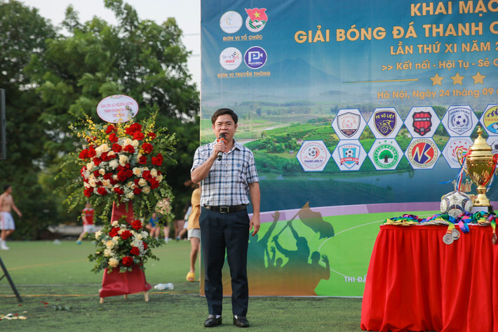 Phó Bí thư Huyện ủy, Chủ tịch UBND huyện Trình Văn Nhã phát biểu Khai mạc Giải bóng đá Thanh Chương Open lần thứ XI năm 2023 tại Hà Nội -0