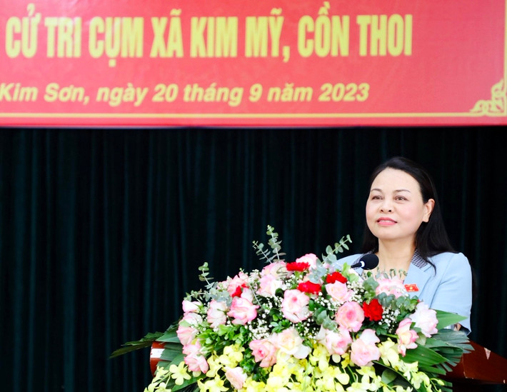 Phó Chủ tịch, Tổng thư ký Ủy ban Trung ương MTTQ Việt Nam Nguyễn Thị Thu Hà phát biểu tại cuộc TXCT huyện Kim Sơn Trưởng Ban Công tác đại biểu Nguyễn Thị Thanh tiếp xúc cử tri thành phố Ninh Bình -0