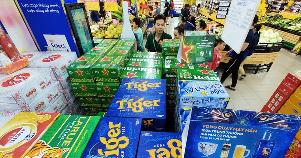 Ảnh minh hoạ/INT Đổi mới cách tính thuế Tiêu thụ đặc biệt với rượu bia: Bảo vệ sức khỏe người dân và sản xuất bền vững -0