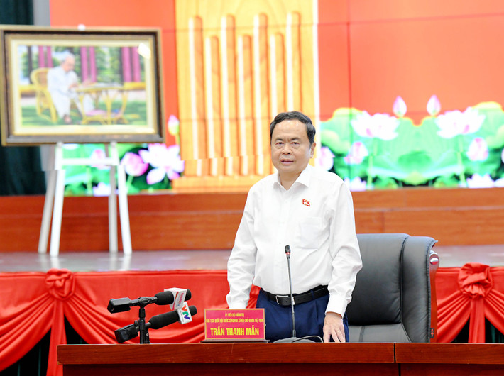 Chủ tịch Quốc hội Trần Thanh Mẫn phát biểu tại cuộc làm việc. Ảnh: Lâm Hiển Chủ tịch Quốc hội Trần Thanh Mẫn làm việc với Ban Chấp hành Đảng bộ thành phố Hải Phòng -0