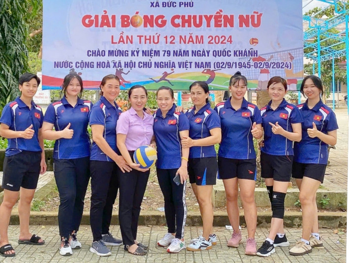 Giải năm nay có 6 đội bóng chuyền nữ trên địa bàn tham dự Bình Thuận: Sôi nổi Giải bóng chuyền nữ xã Đức Phú chào mừng Quốc khánh 2.9 -1