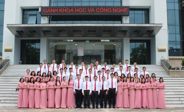 Sở KH&CN tỉnh Bắc Giang điều động, luân chuyển hàng loạt cán bộ, lãnh đạo (Ảnh: Cổng thông tin Sở KH&CN Bắc Giang). Sở KH&CN tỉnh Bắc Giang điều động, luân chuyển hàng loạt cán bộ, lãnh đạo (Ảnh: Cổng thông tin Sở KH&CN Bắc Giang).