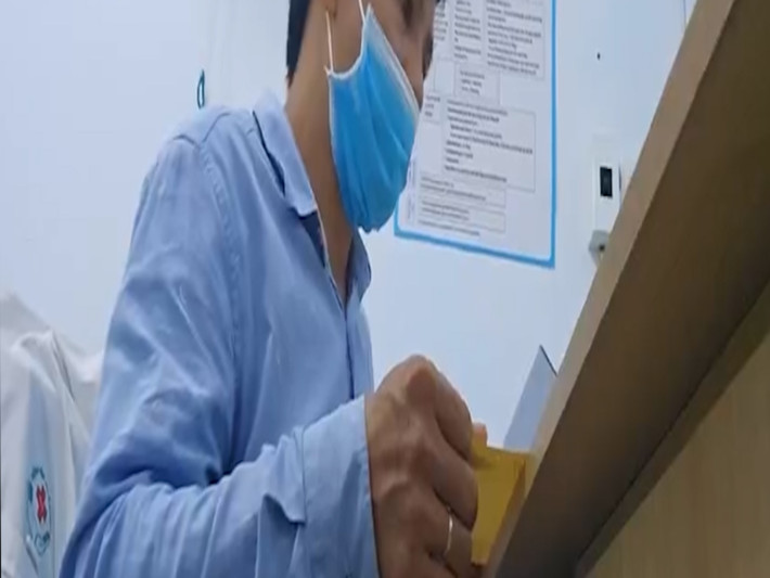 Nhân viên Phòng khám Đa khoa Mandic Việt Anh không mặc đồng phục, không đeo bảng tên, và quy trình khám chỉ "hỏi và ghi kết quả" Đường đi hoàn chỉnh của một tờ giấy khám sức khoẻ “khám như không khám” -0