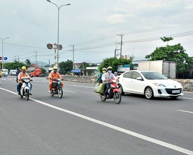 Ảnh minh họa/ITN Mức xử phạt hành chính hành vi không tuân thủ hiệu lệnh vạch kẻ đường -0