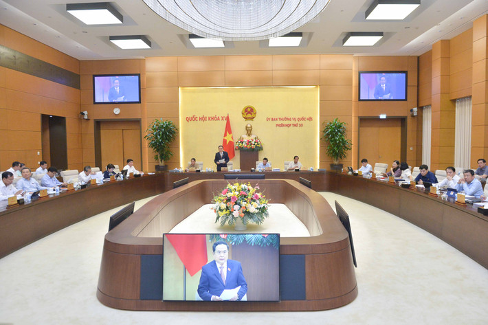 Bế mạc Phiên họp thứ 33 của Ủy ban Thường vụ Quốc hội ảnh 3 Bế mạc Phiên họp thứ 33 của Ủy ban Thường vụ Quốc hội -2