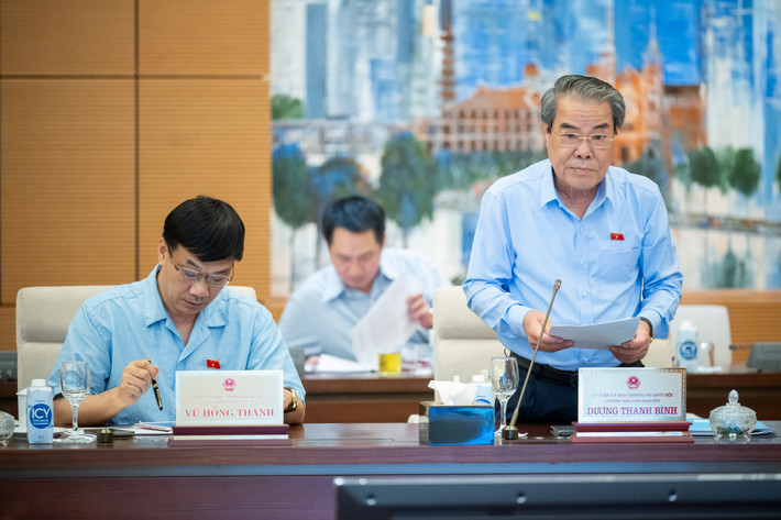 Trưởng Ban Dân nguyện Dương Thanh Bình phát biểu. Ảnh: Lâm Hiển Kỳ vọng những quyết sách của Quốc hội giúp ổn định và nâng cao đời sống của nhân dân -0