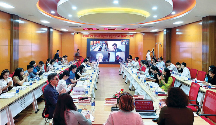 Toàn cảnh buổi Hội thảo khoa học quốc tế với chủ đề “Kinh doanh và phòng ngừa rủi ro - Góc nhìn pháp lý” Kinh doanh và phòng ngừa rủi ro - Góc nhìn pháp lý -0