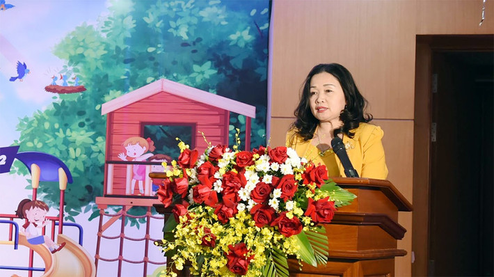 Bí thư Đảng ủy, Tổng biên tập Báo Đại biểu Nhân dân Phạm Thị Thanh Huyền phát biểu. Báo Đại biểu Nhân dân tổ chức Tết 1.6 cho con em cán bộ, viên chức và người lao động -6