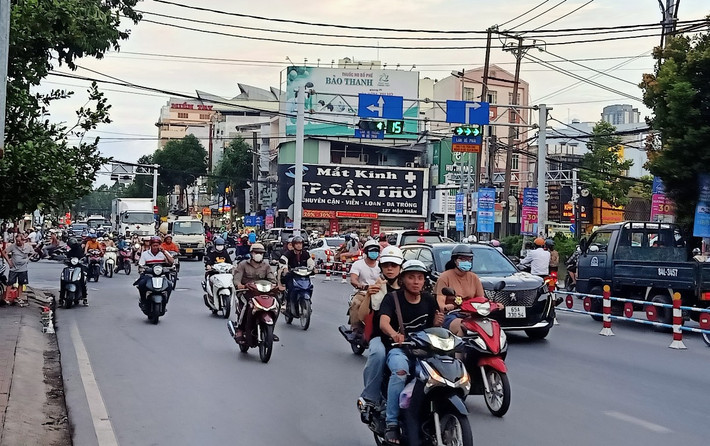 Điểm nút giao thông đường 3 Tháng 2 với đường Mậu Thân và đường Trần Hưng Đạo Khẩn trương bố trí tái định cư để mở rộng 5 nút giao thông trộng điểm